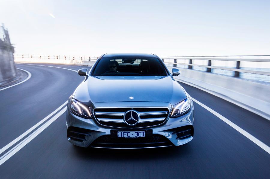  Mercedes-Benz E220 d AMG Line 2016 года  (AU) (фото 13 из 19)